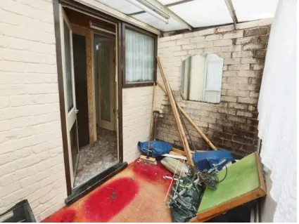 2 bed Terraced