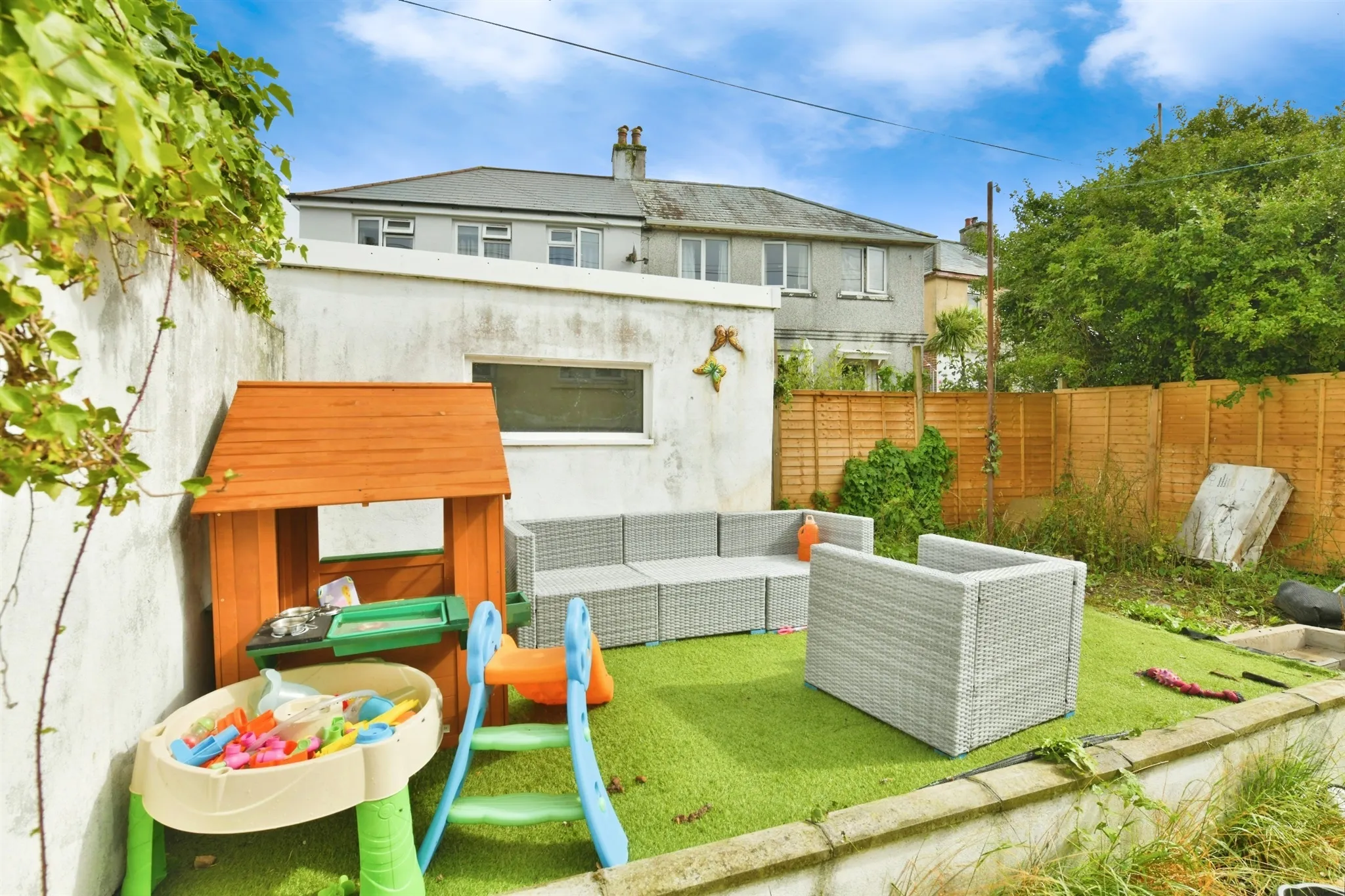 3 bed Semi-Detached