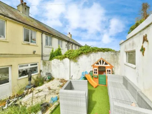 3 bed Semi-Detached