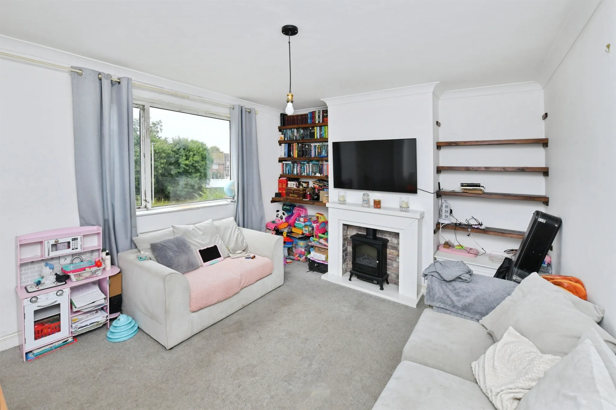 3 bed Semi-Detached