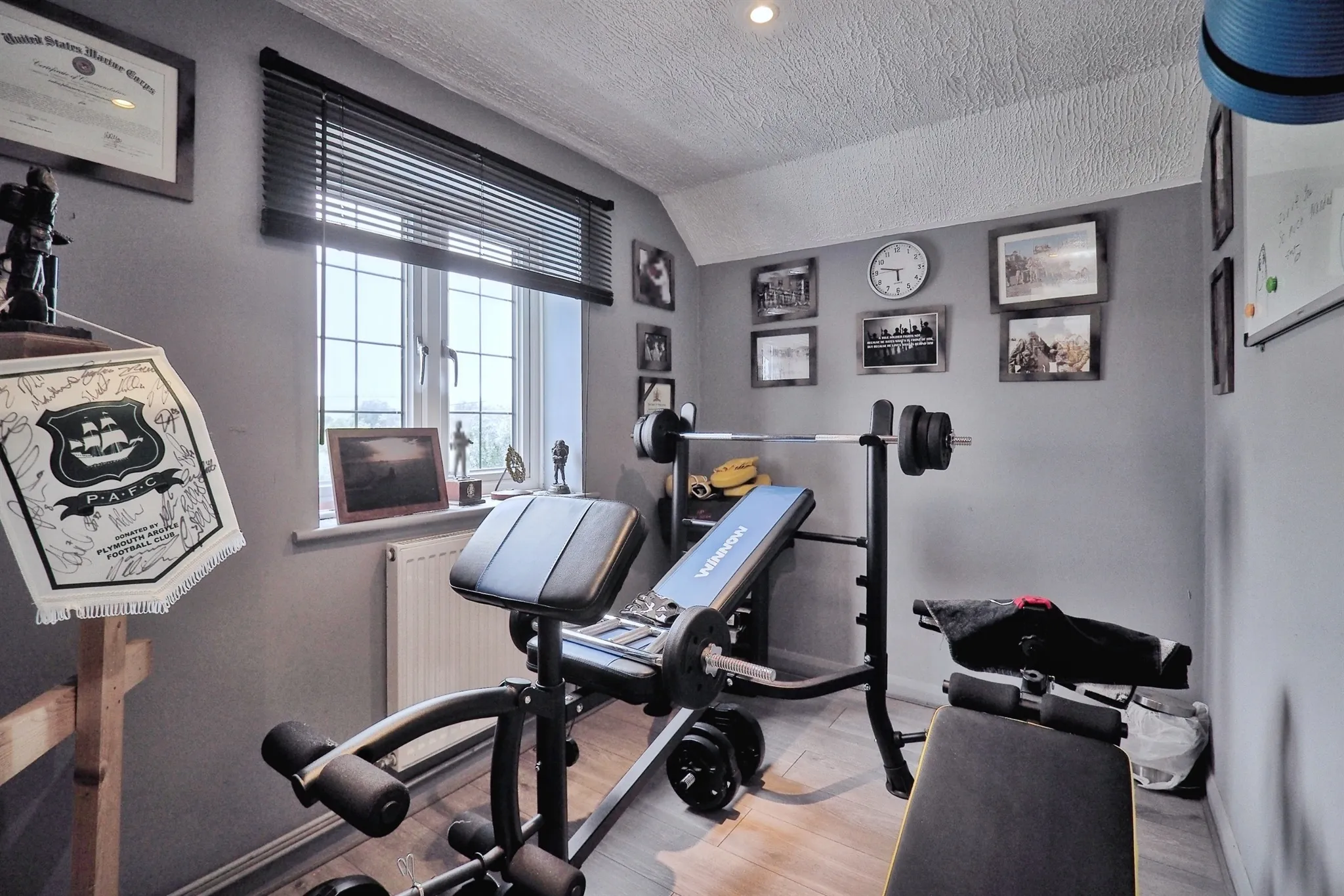 4 bed Semi-Detached