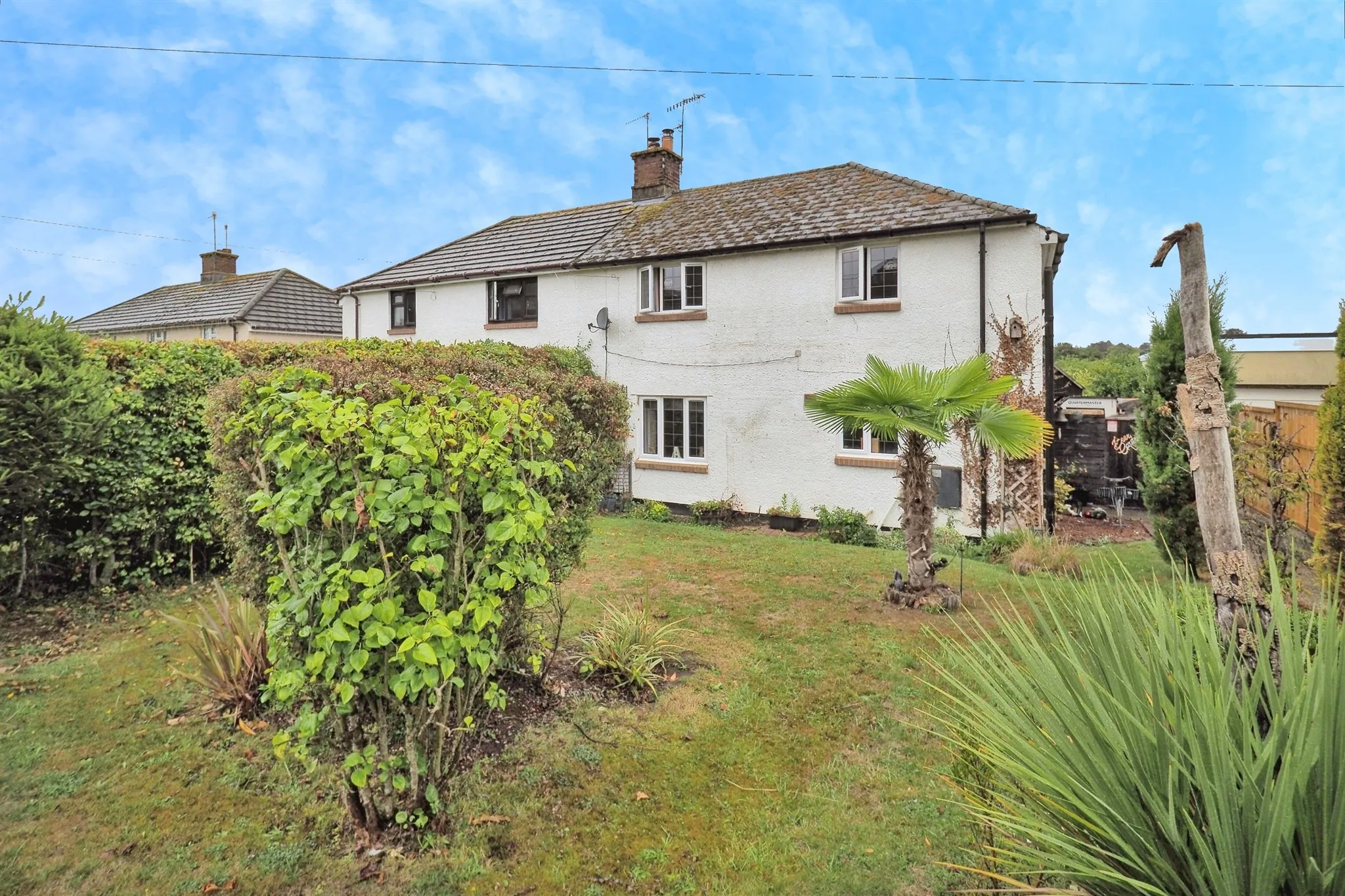 4 bed Semi-Detached
