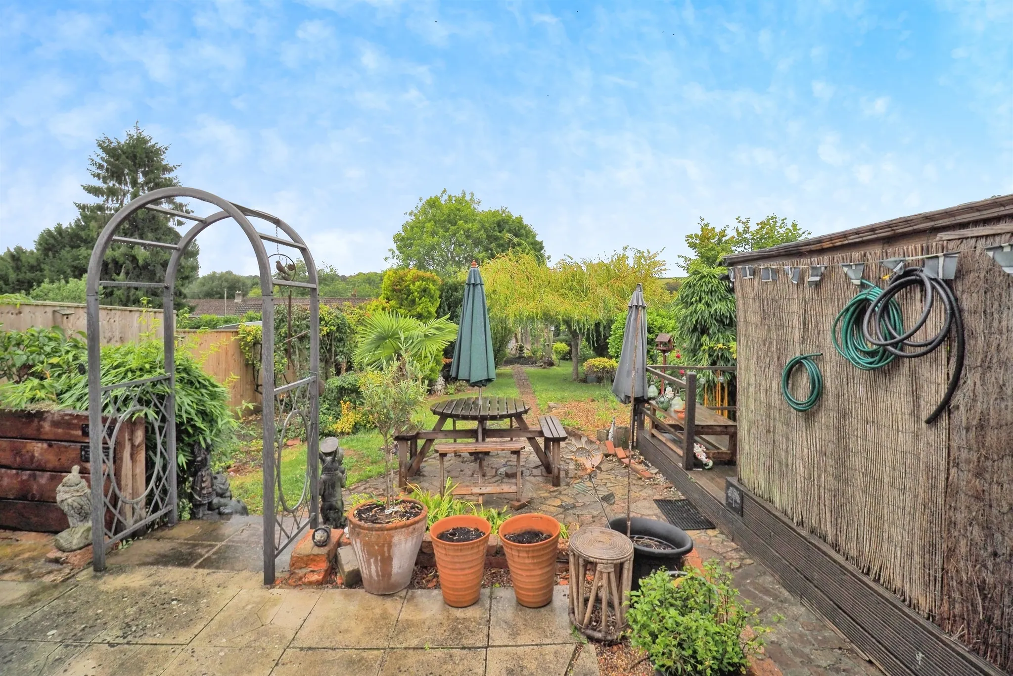 4 bed Semi-Detached