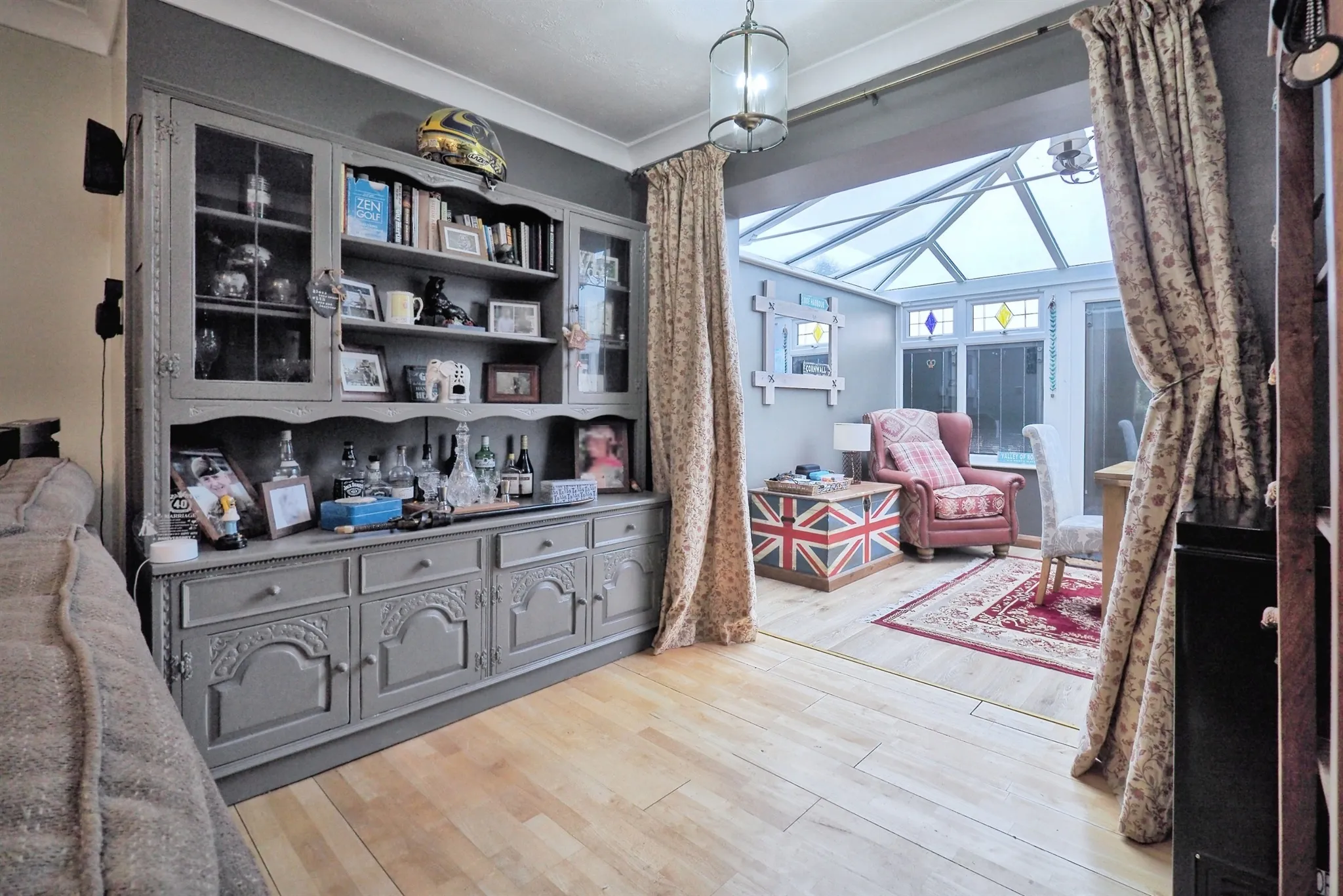 4 bed Semi-Detached