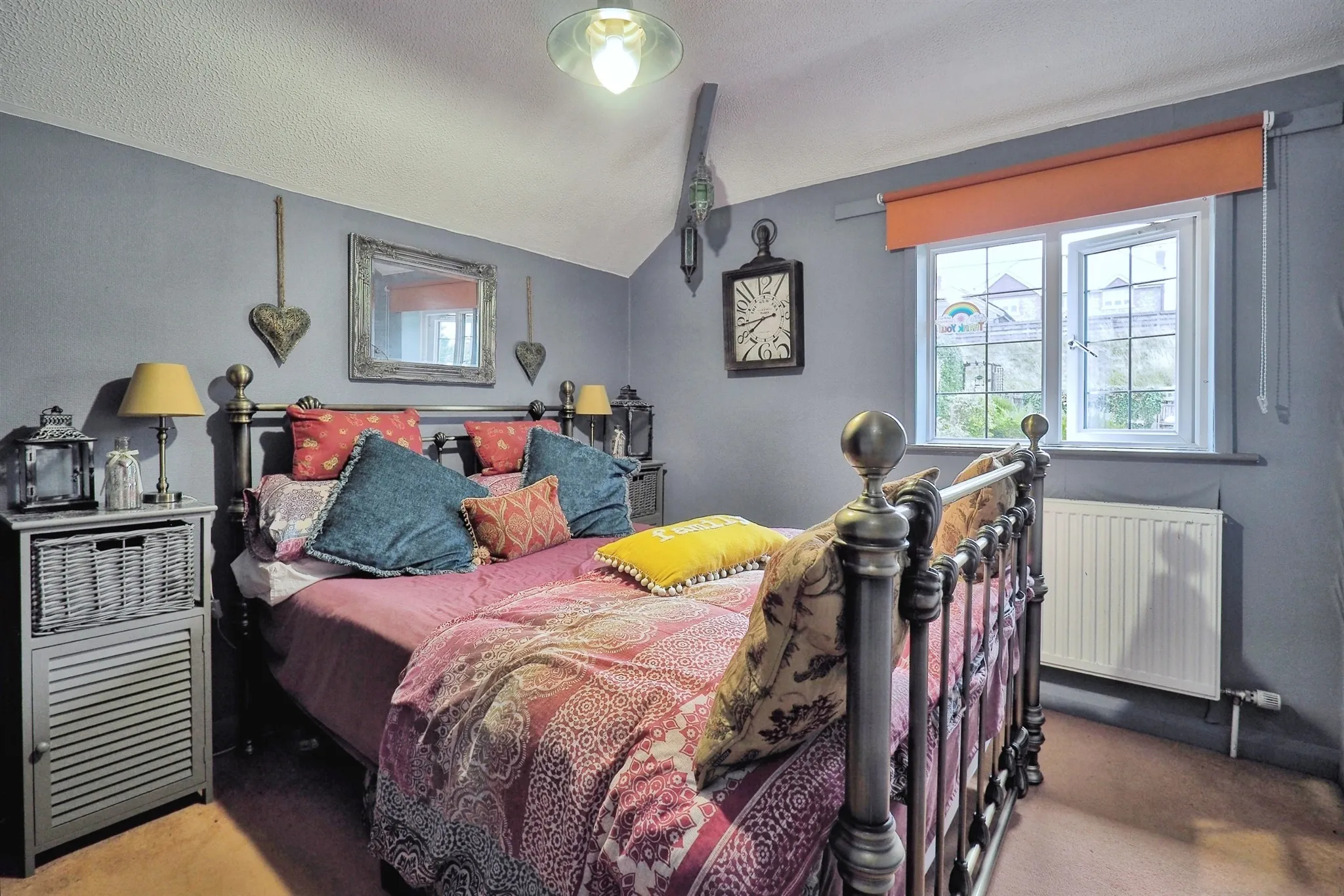 4 bed Semi-Detached