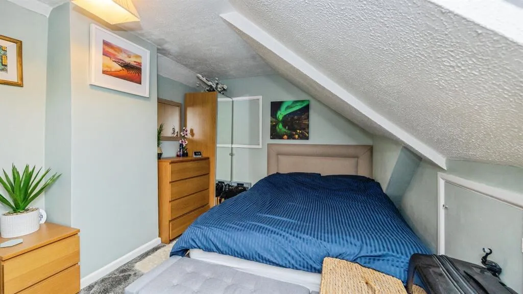 2 bed Apartment