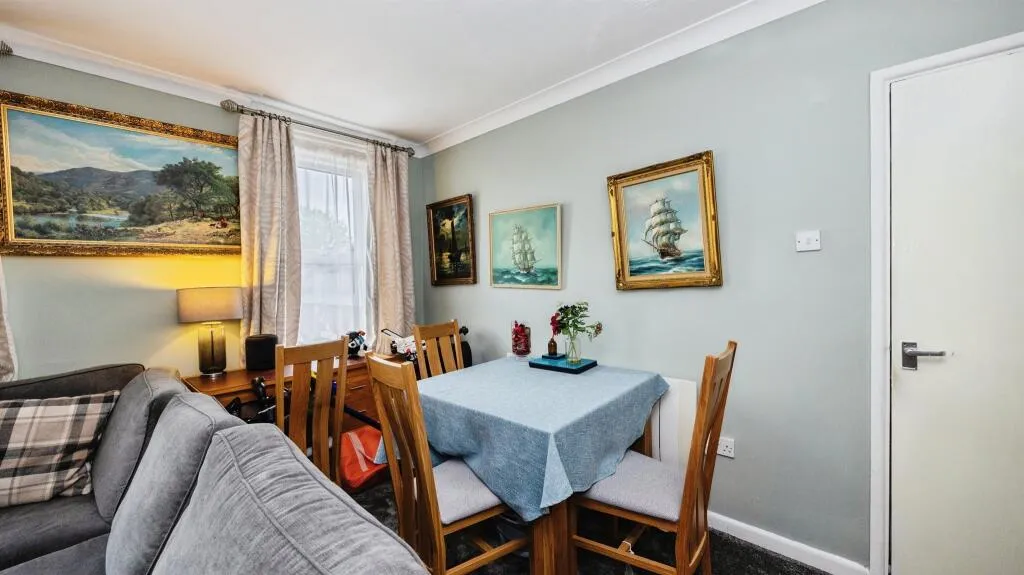 2 bed Apartment