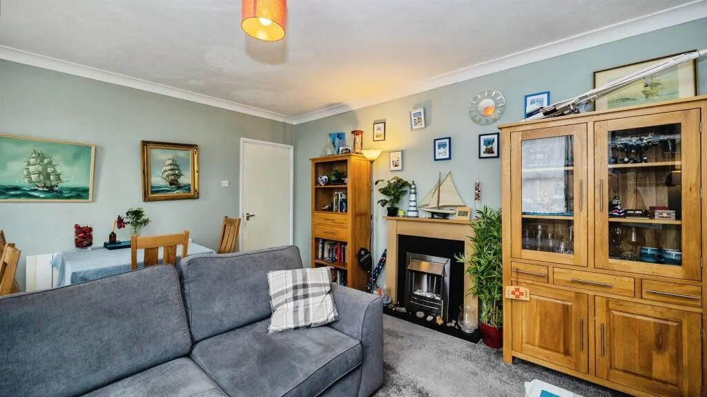2 bed Apartment