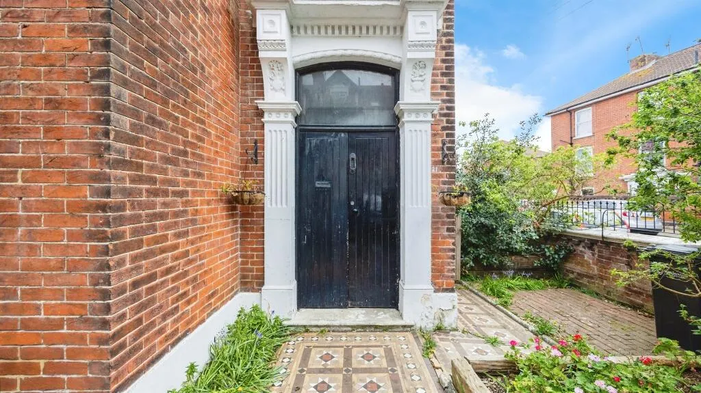 2 bed Apartment