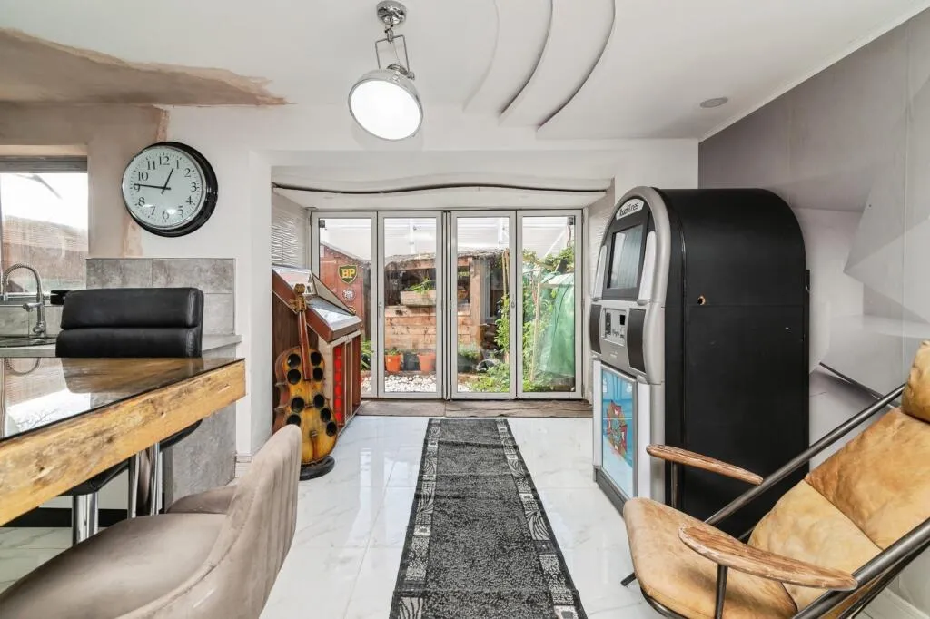2 bed Apartment