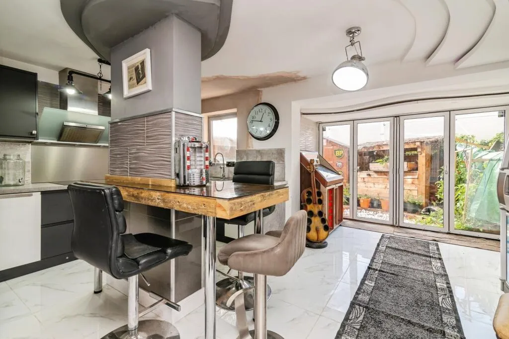 2 bed Apartment