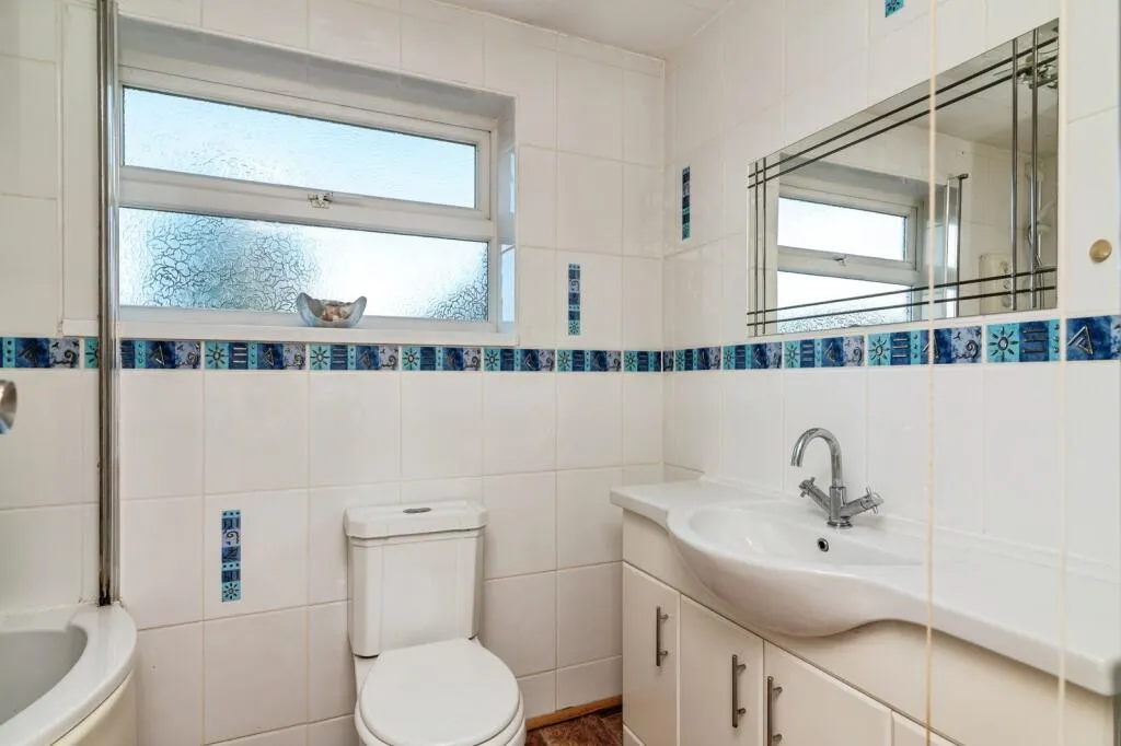 3 bed Detached