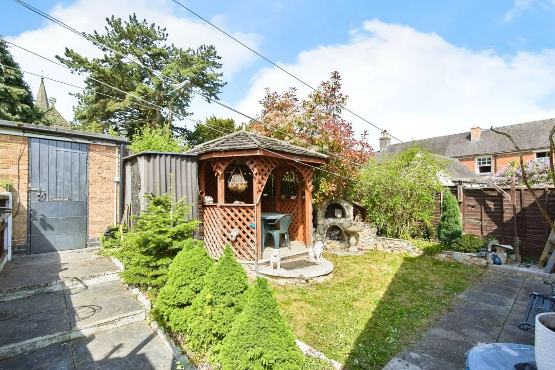 2 bed Detached Bungalow