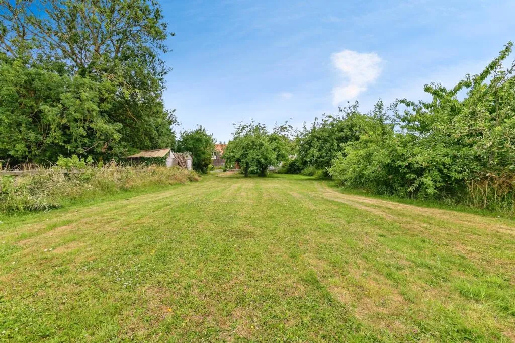 3 bed House & Land