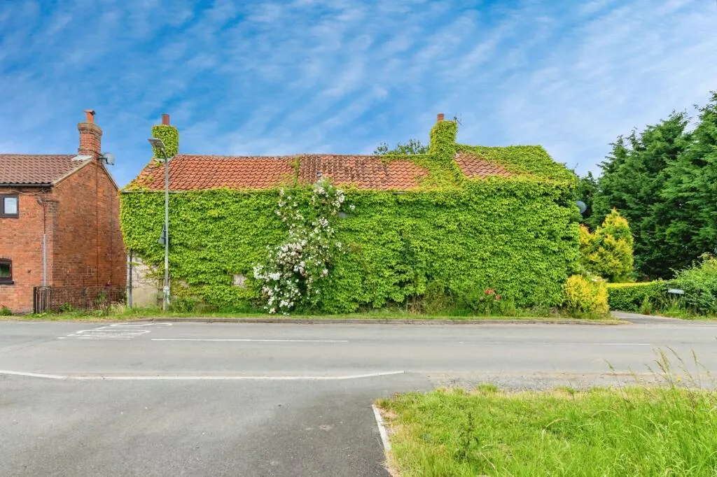 3 bed House & Land