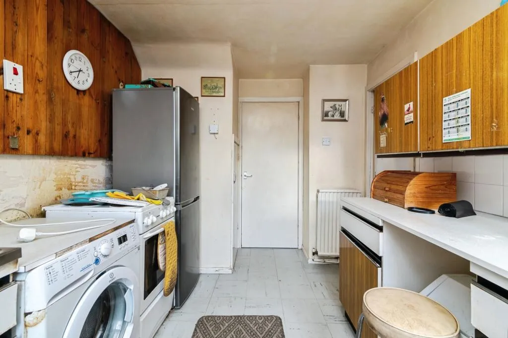 3 bed End of Terrace