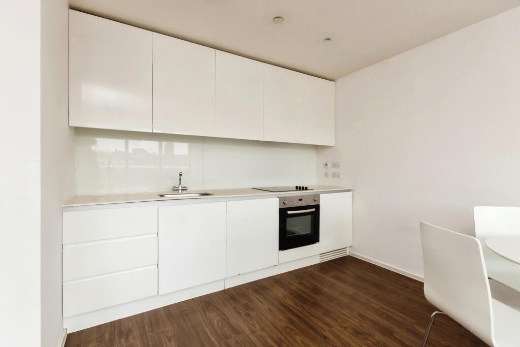 1 bed Apartment