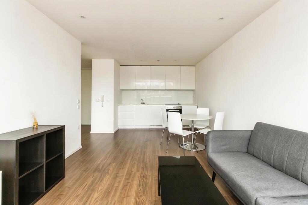 1 bed Apartment
