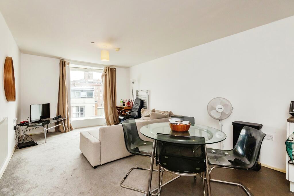 2 bed Apartment