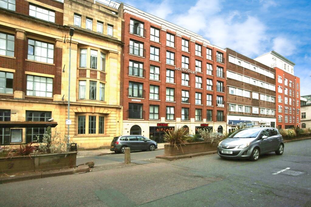 2 bed Apartment