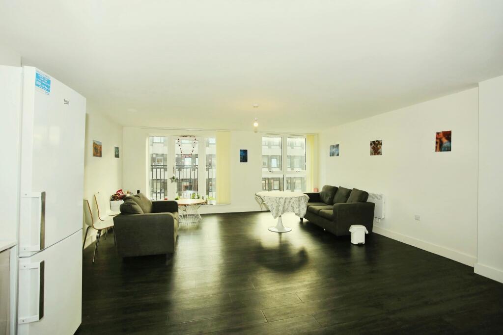 2 bed Apartment