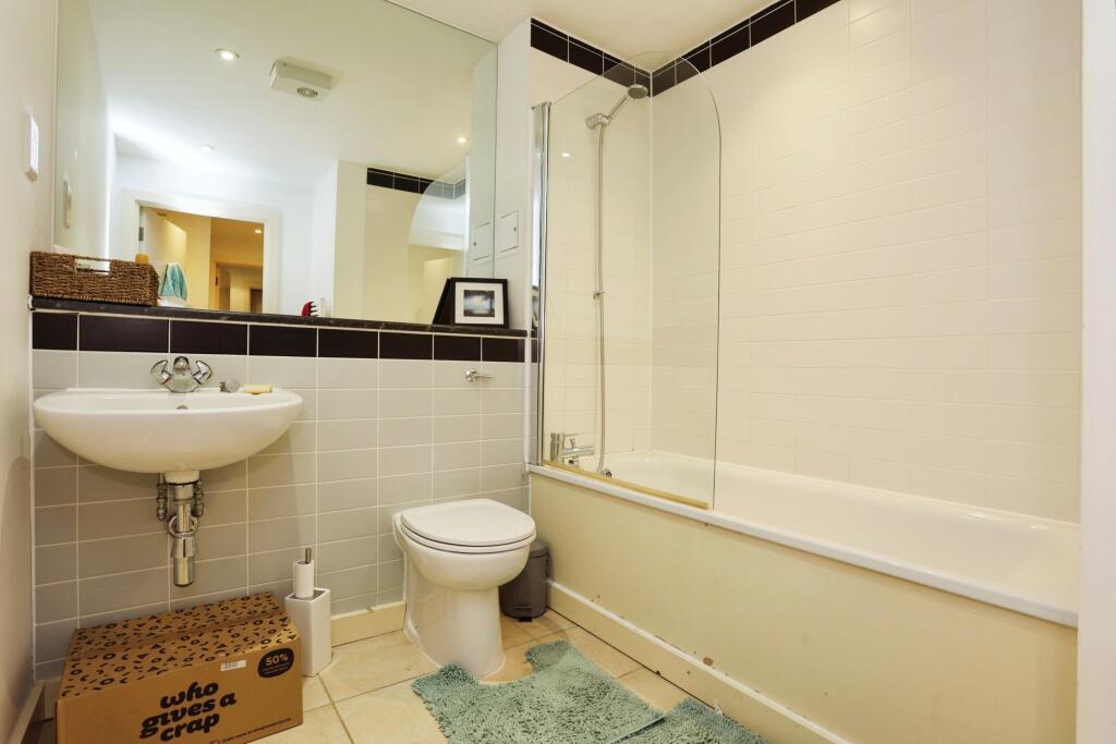 2 bed Apartment