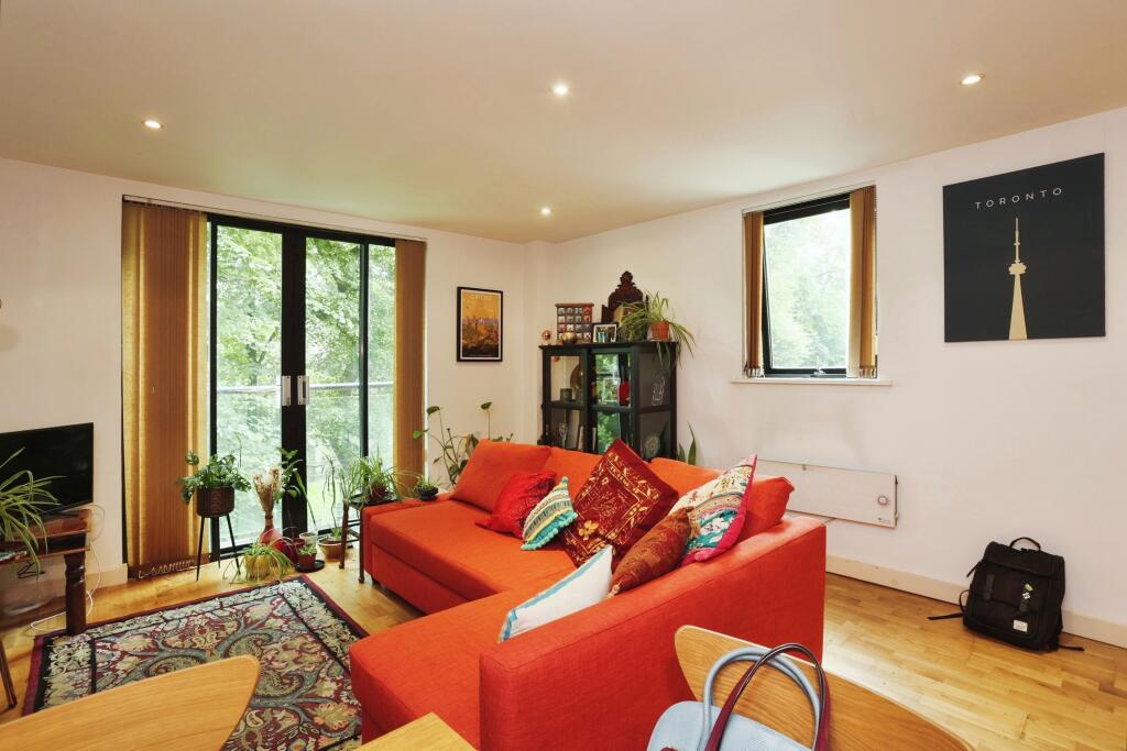 2 bed Apartment