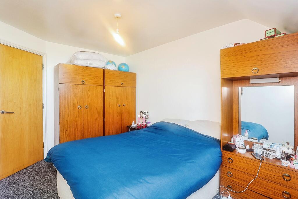 1 bed Apartment