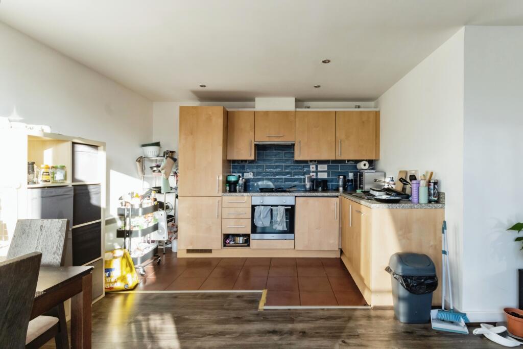 2 bed Apartment