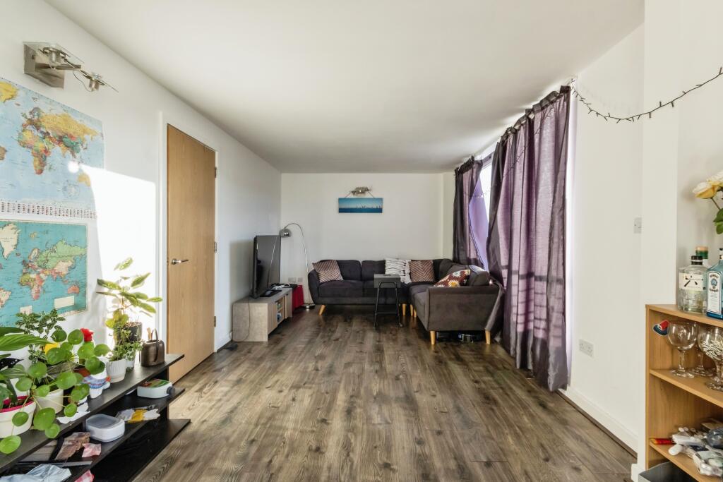 2 bed Apartment