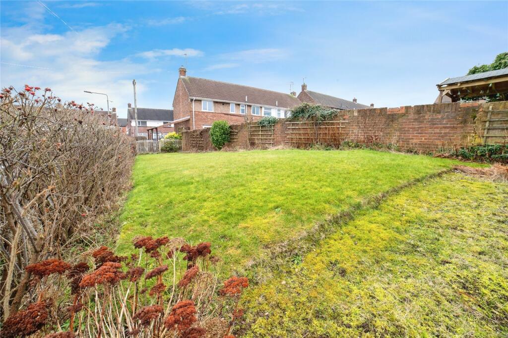 2 bed Semi-Detached
