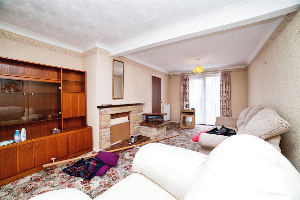 2 bed Semi-Detached