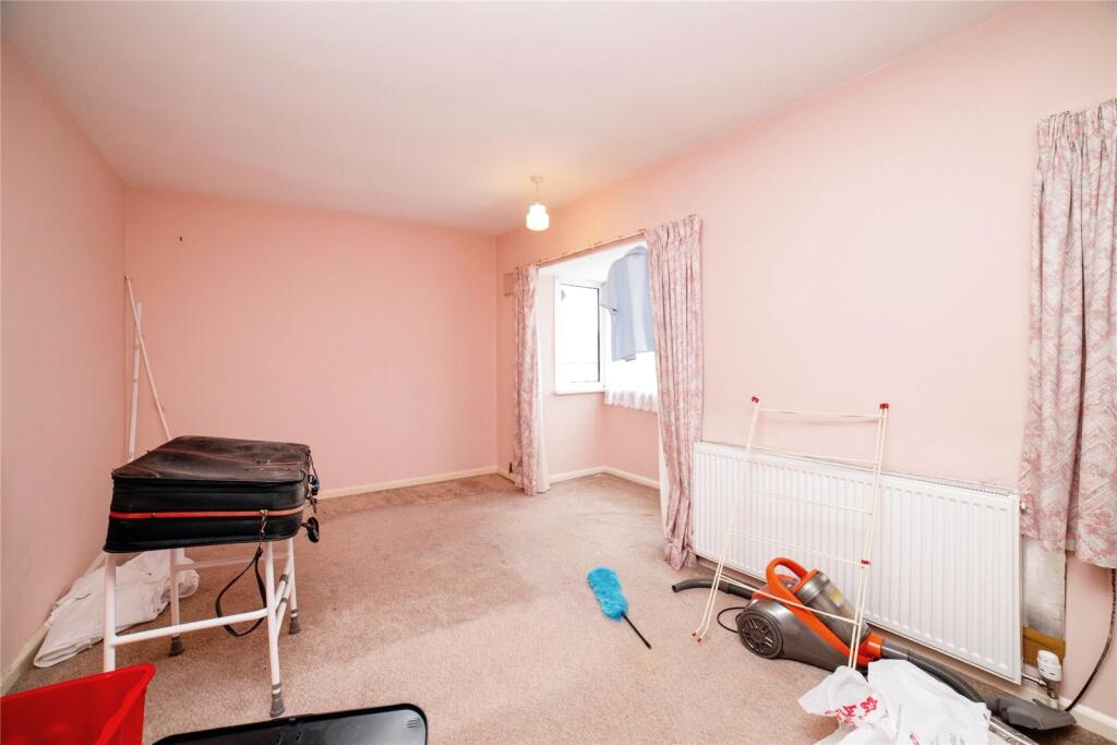 2 bed Semi-Detached