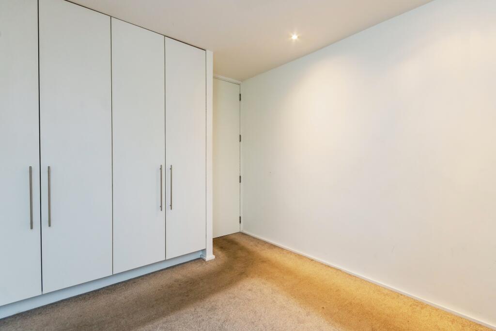 1 bed Apartment