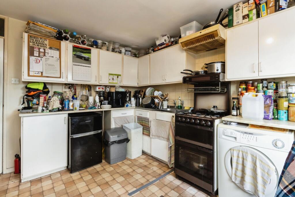 2 bed Town House