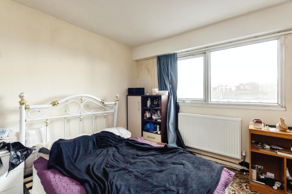 2 bed Town House