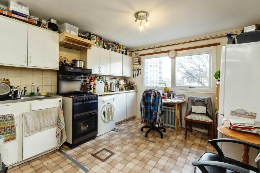2 bed Town House
