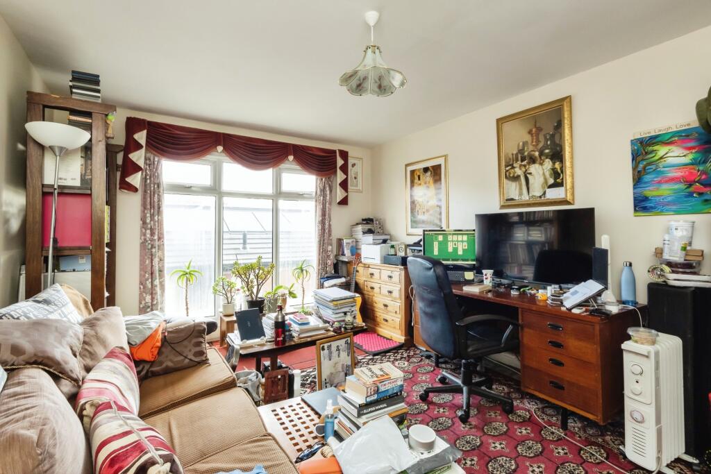 2 bed Town House