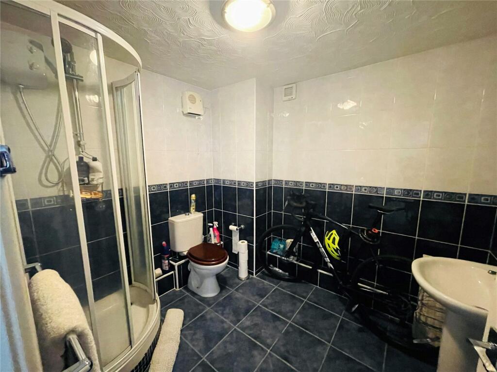 1 bed Apartment