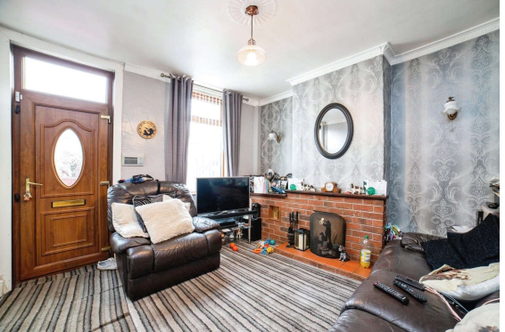 2 bed Terraced