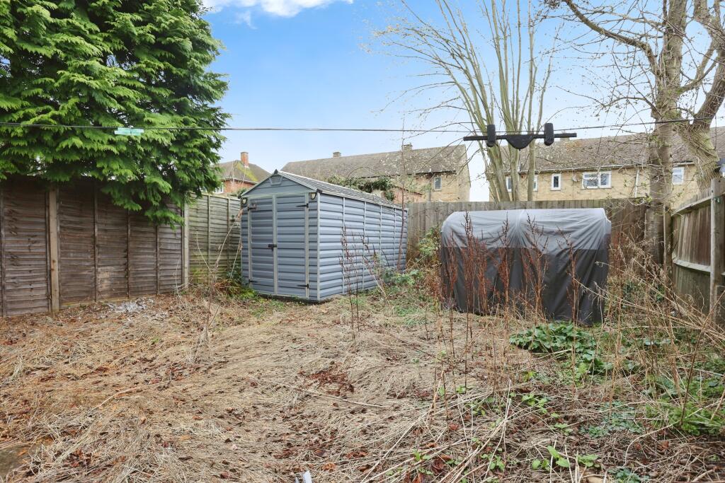 4 bed End of Terrace