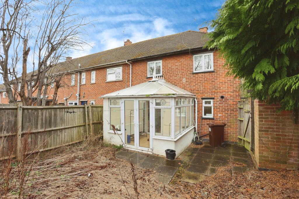 4 bed End of Terrace