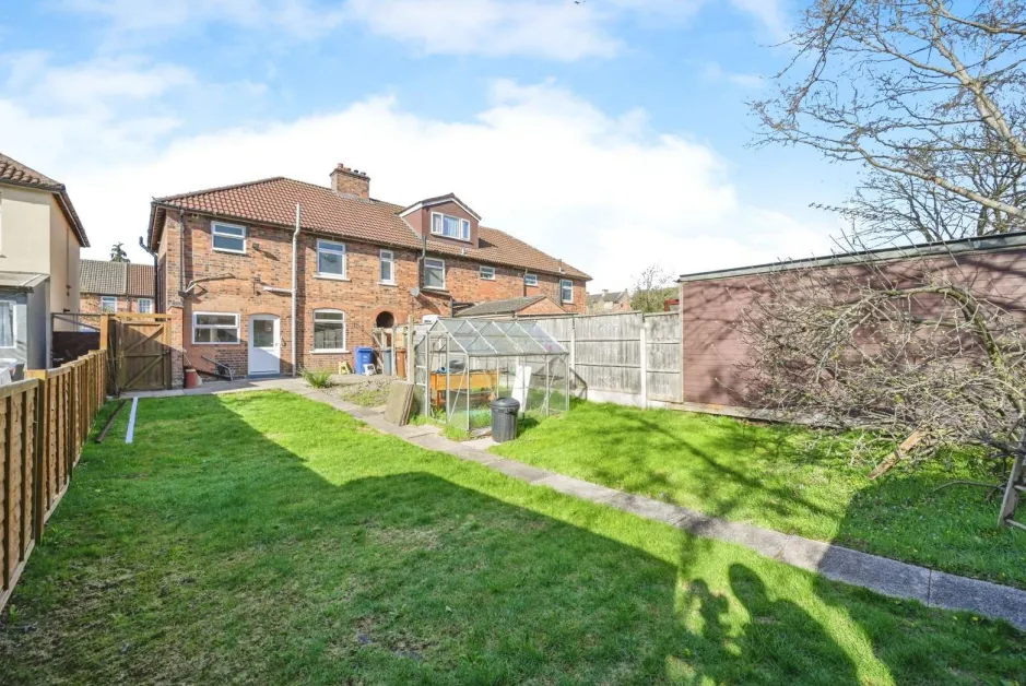 3 bed Semi-Detached