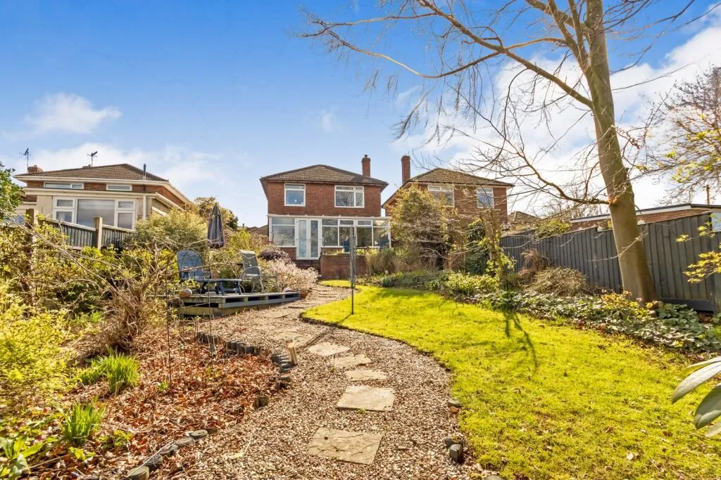 3 bed Detached