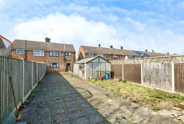 2 bed Semi-Detached