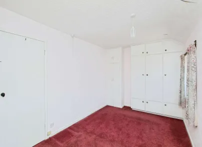 2 bed Semi-Detached