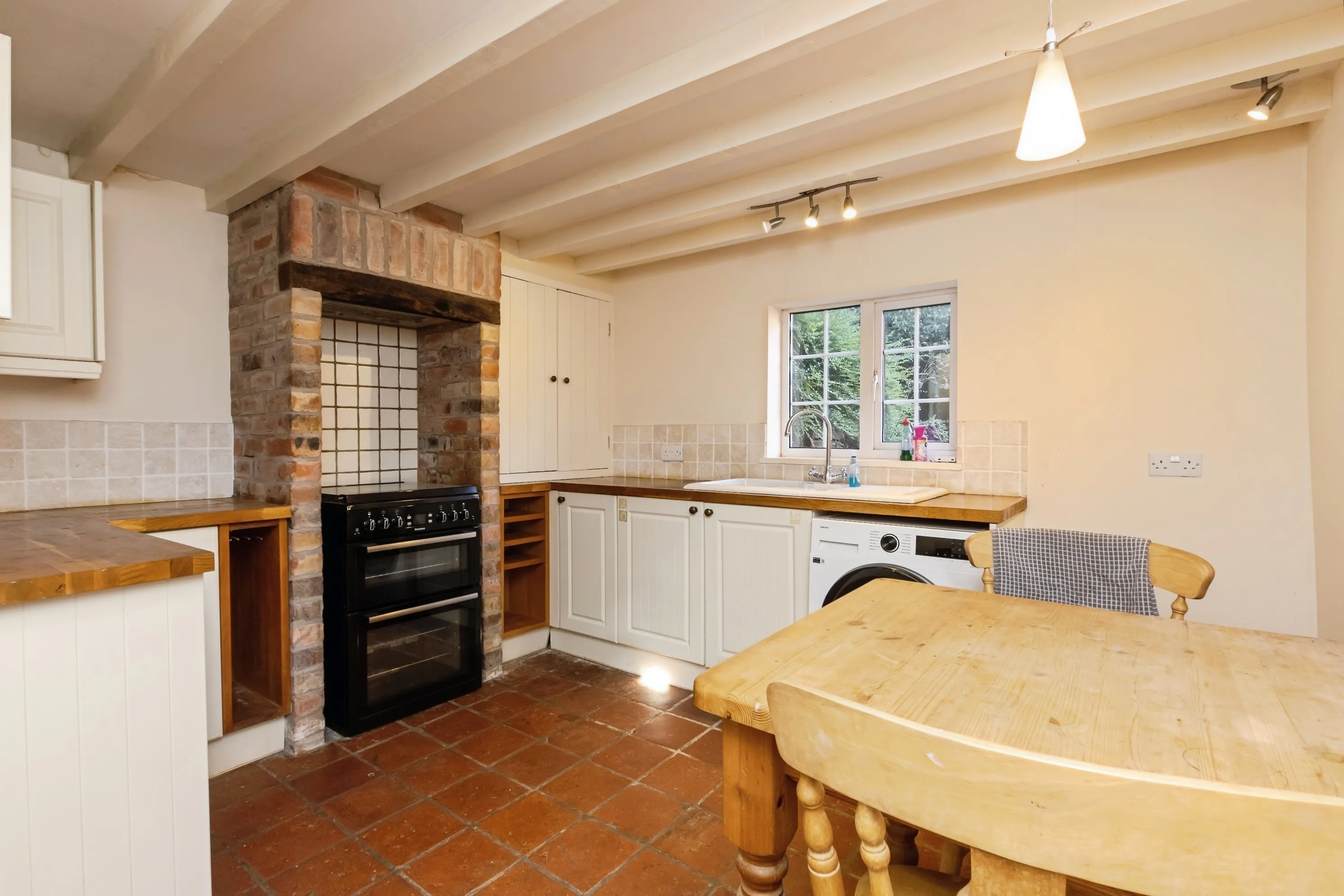2 bed Cottage
