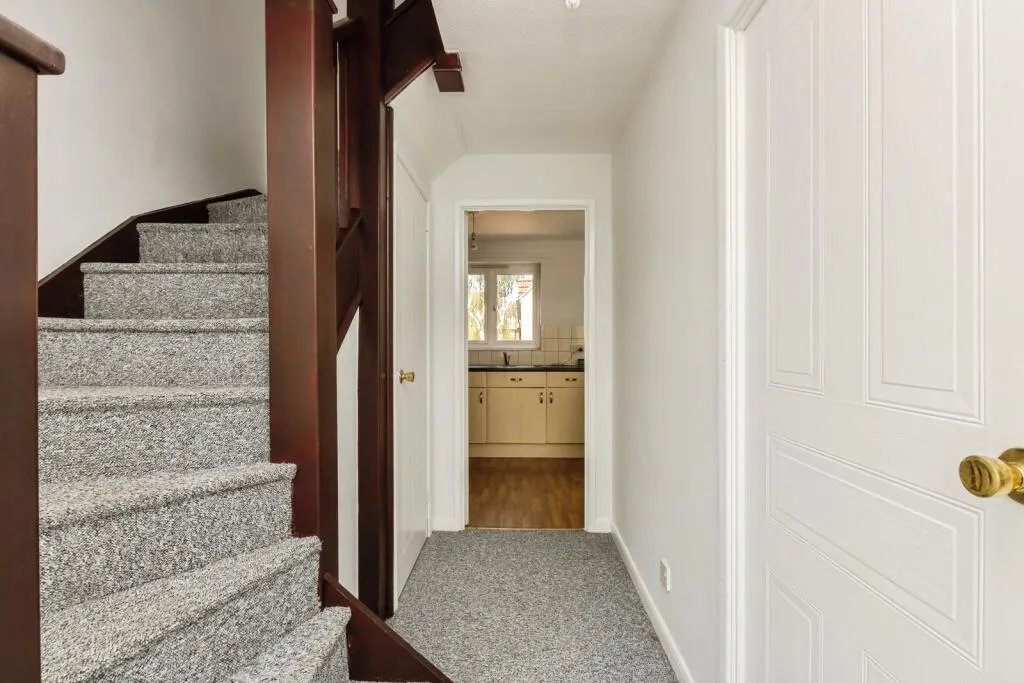 2 bed House