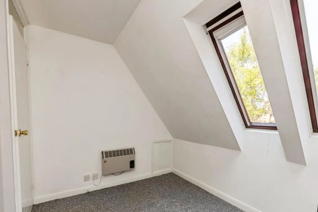 2 bed House