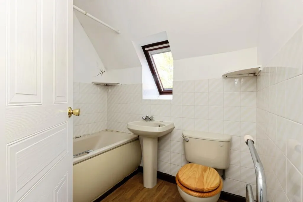 2 bed House